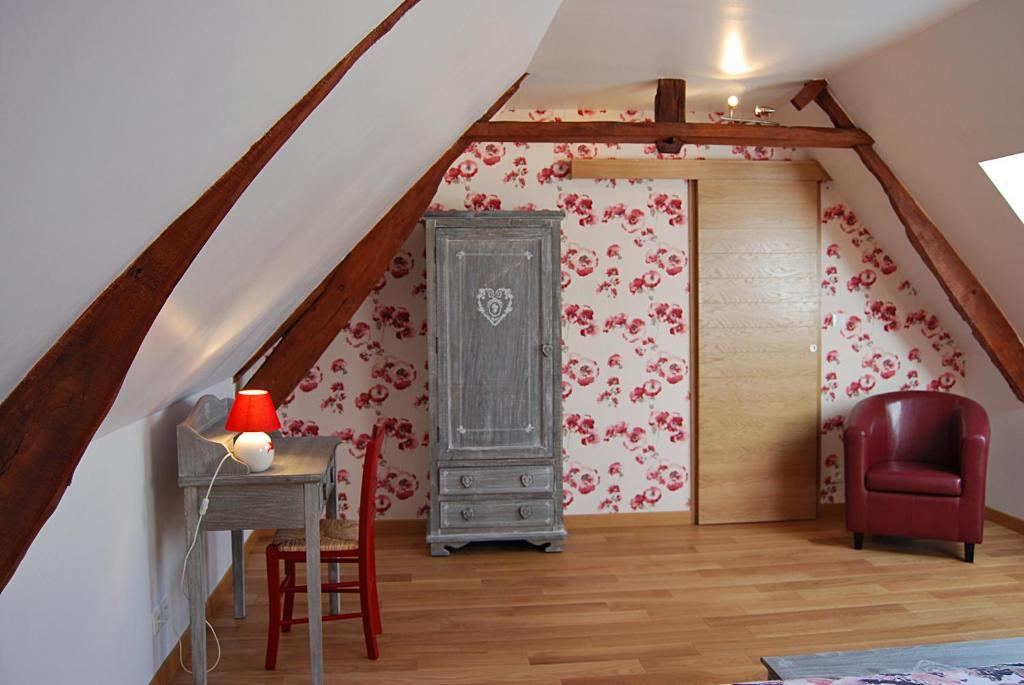 Le Clos Des Tilleuls La Vendelee Room photo